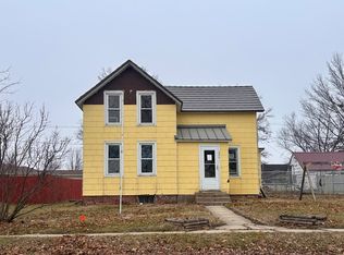 206 W Lincolnway St, Wheatland, IA 52777