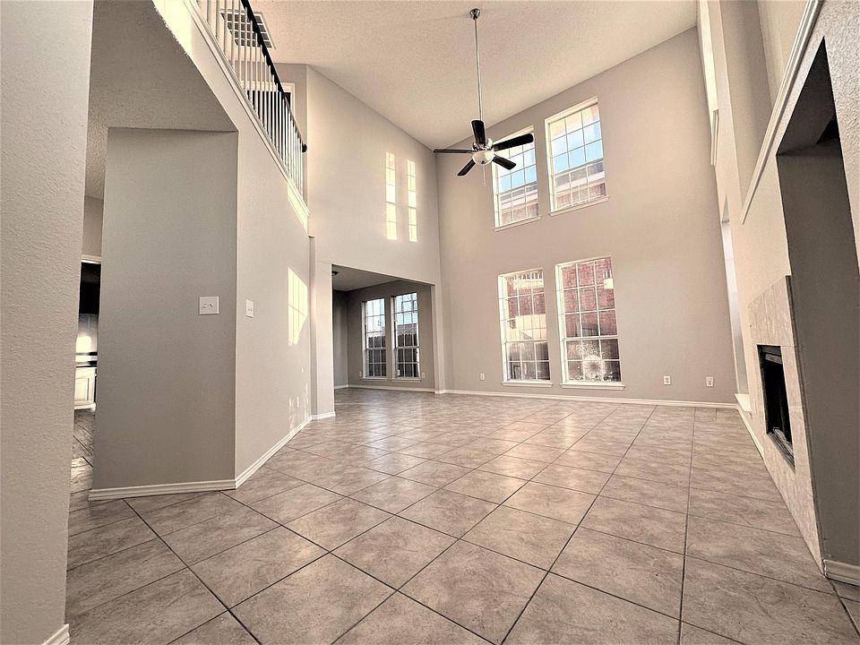 1st image of 6904 Club Creek Dr