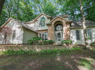 52040 Primrose Rd, South Bend, IN 46628