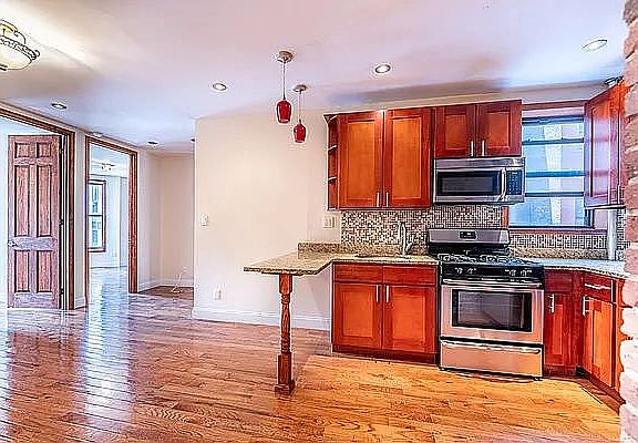 2nd image of 164 Sherman Ave #42