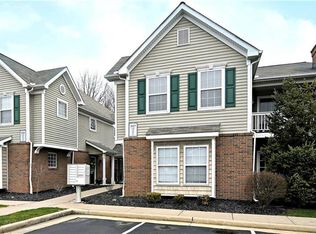 3317 Lenox Village Dr UNIT 127, Fairlawn, OH 44333