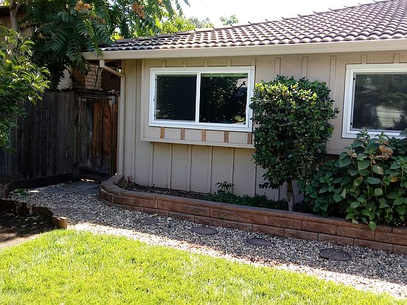2nd image of 51 Forest Creek Cir