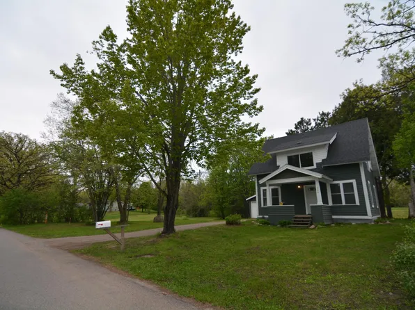 340 River Dr W, Milaca, MN 56353