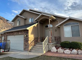 879 E 1510 N, North Ogden, UT 84404