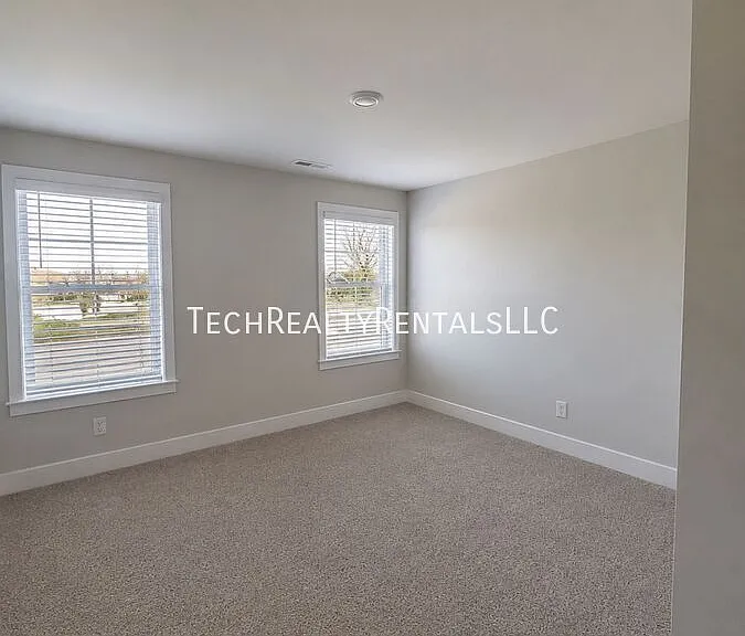 4630 Dogwood Pl #1 — Photo 15