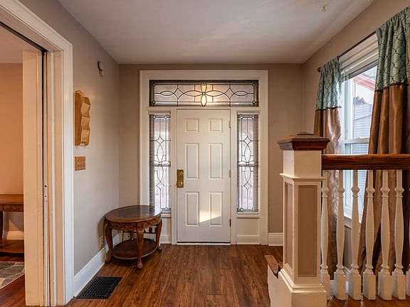 5th image of 2543 Fairview Ave
