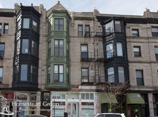 2142 N Halsted St #3FRNT, Chicago, IL 60614