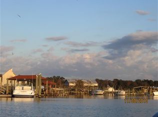 76 Shoreline Dr APT C, Jacksonville, NC 28540