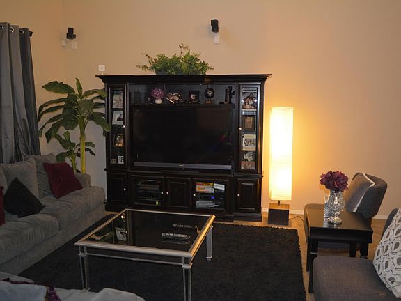 3rd image of 5447 W Hobby Horse Dr