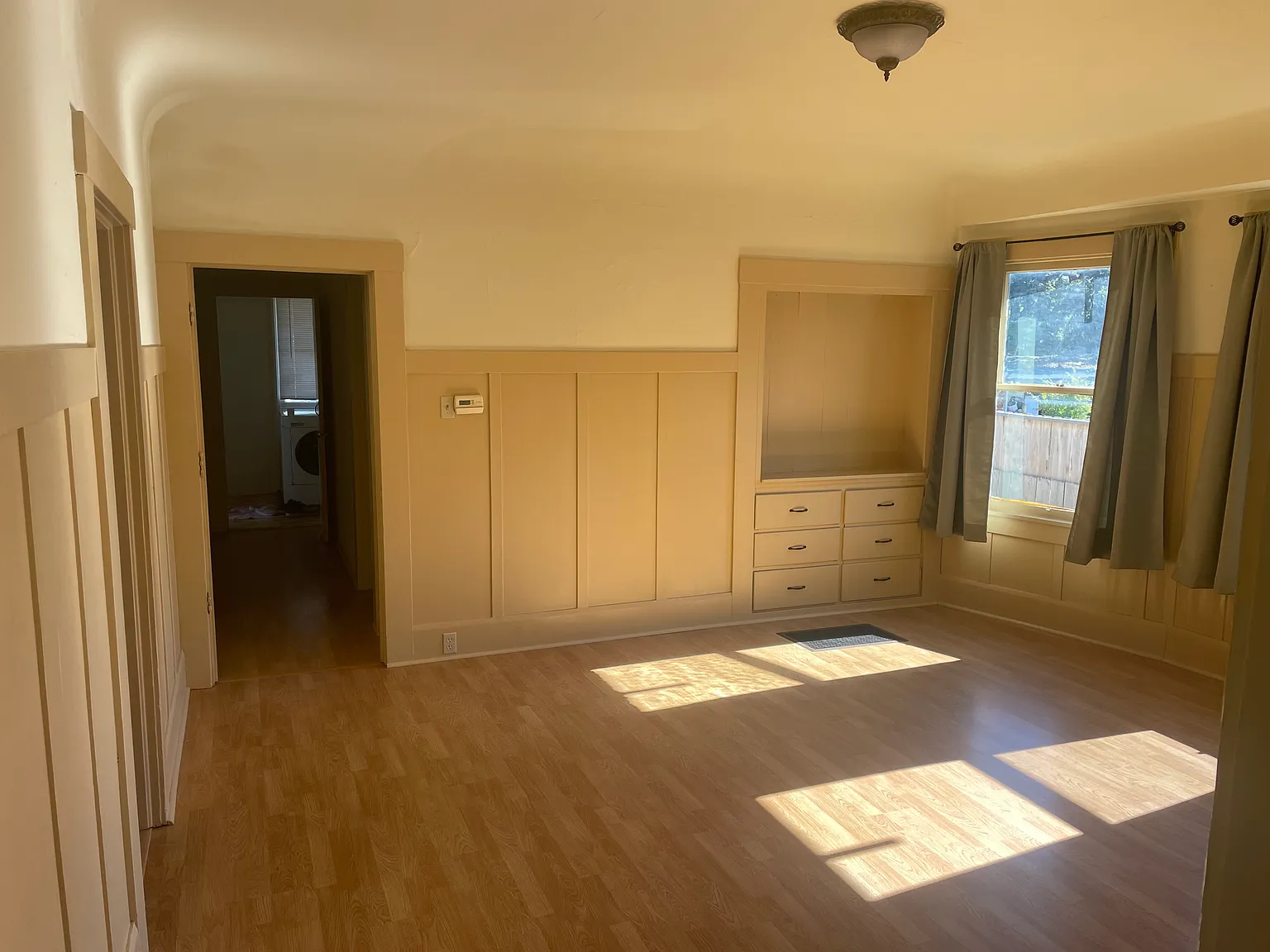 2 bed, 1280 sqft, $3,300 — Photo 3