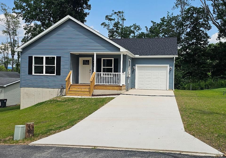 1st image of 161 Timberwood Trl