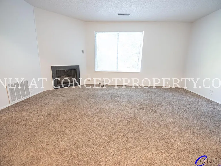 132 E 2nd Ave — Photo 11