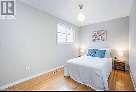 226 Harvard Pl #E — Photo 11