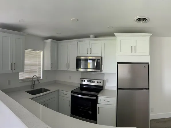 2436 Van Buren St #5, Hollywood, FL 33020
