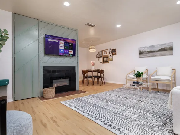 4320 SW 74th Ter #4, Gainesville, FL 32608