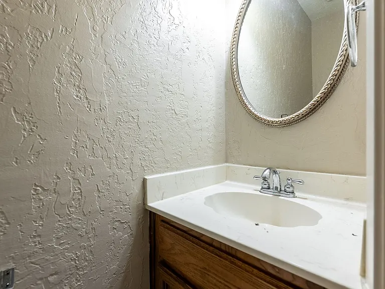 34 Edgehill Cv — Photo 13