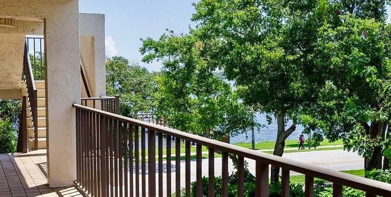 20 Tomoka Ave — Photo 4
