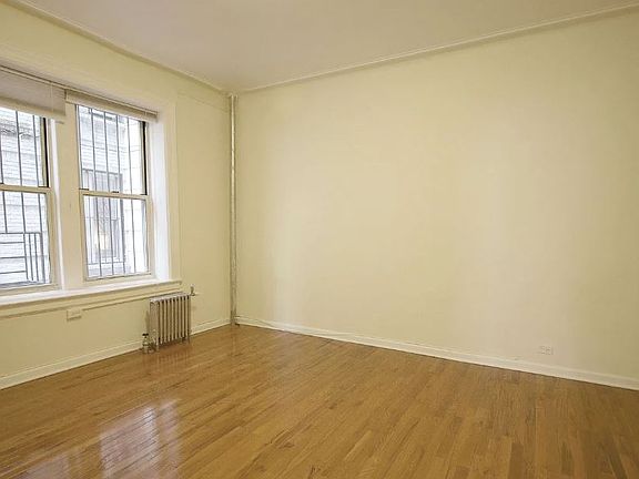 5th image of 217 Haven Ave APT 1F