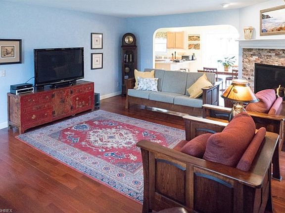 4th image of 4290 Parkwood Ave