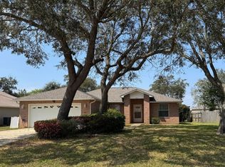 1427 Central Pkwy, Gulf Breeze, FL 32563