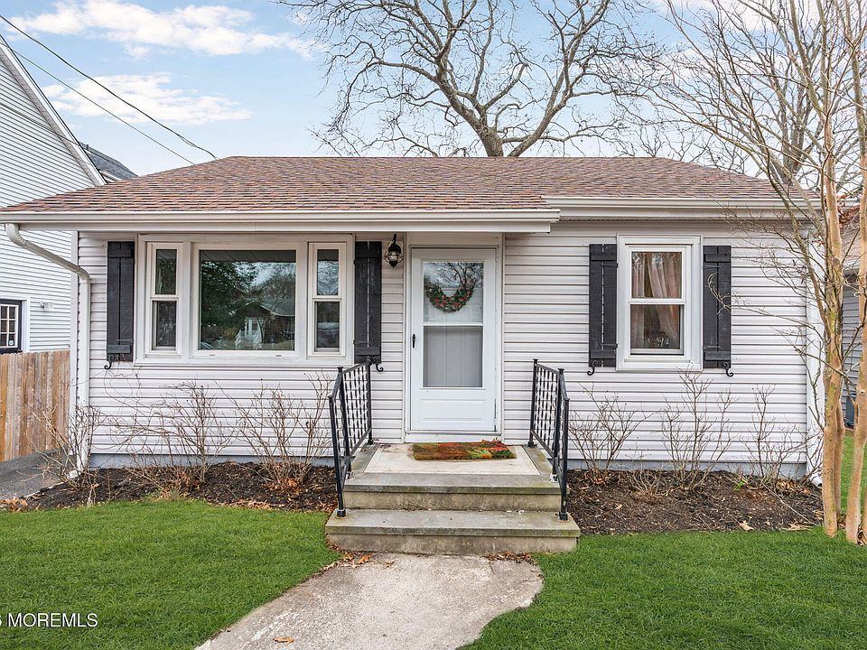 1st image of 49 Cumberland Drive