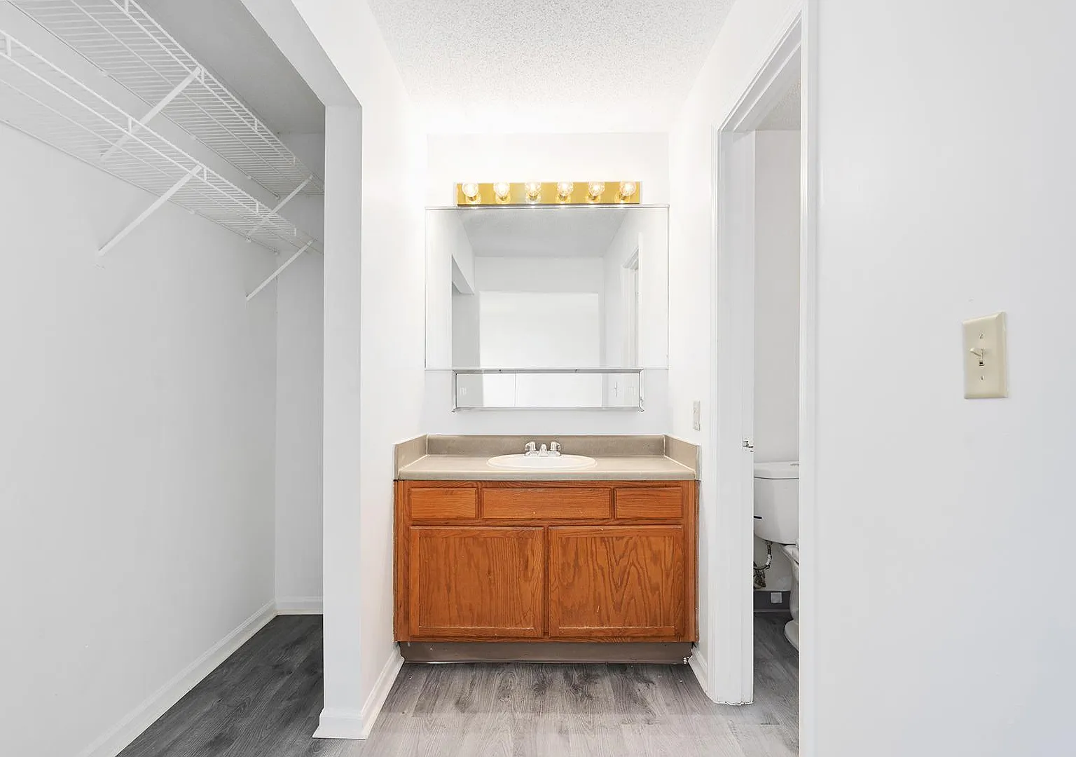 Stonegate Meadows Apartments — Photo 3