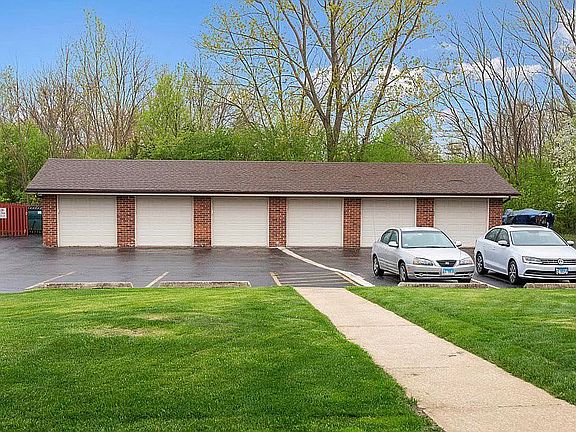 2nd image of 9933 Treetop Dr APT 1E