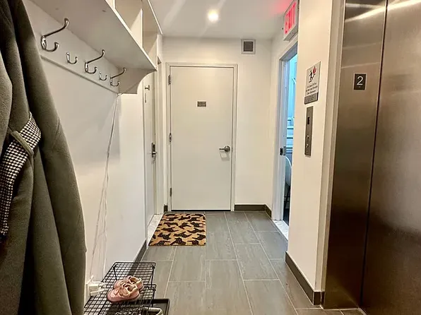 11-28 31st Drive image 20 of 33