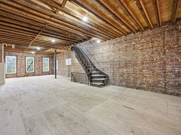 379 7th Street image 13 of 16