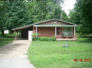 708 Sycamore Dr, Huntsville, AR 72740