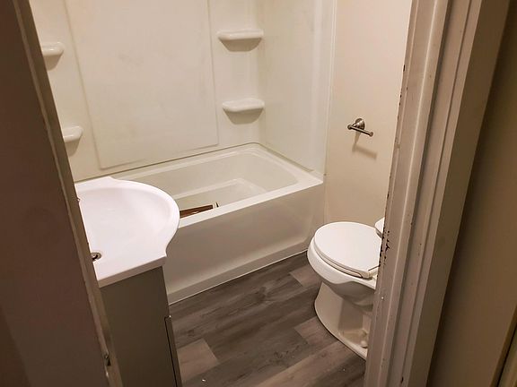 3rd image of 4 S Central Ave #4A