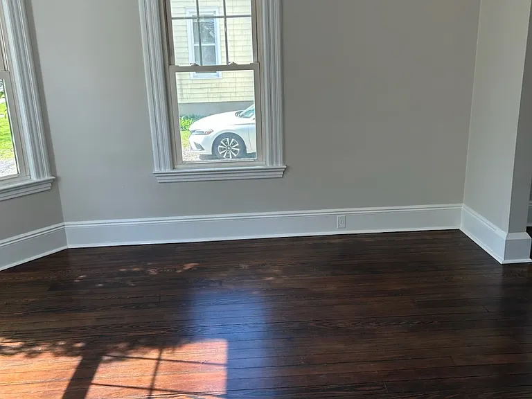 126 Grant Ave — Photo 7