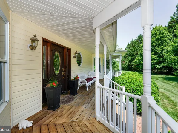 8846 High Banks Dr, Easton, MD 21601