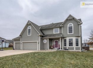 631 N Poplar Cir, Gardner, KS 66030