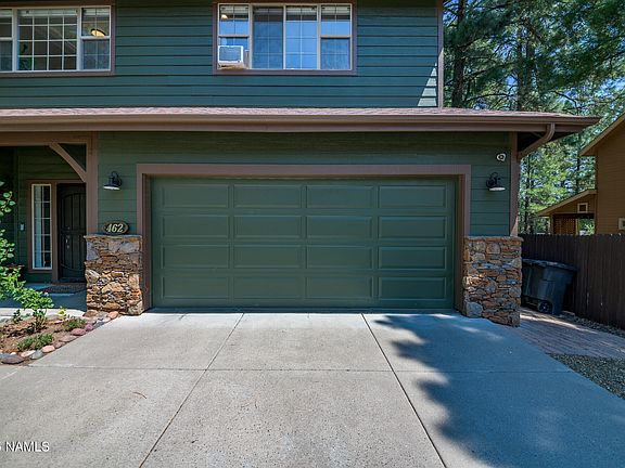3rd image of 462 E Twelve Oaks Dr