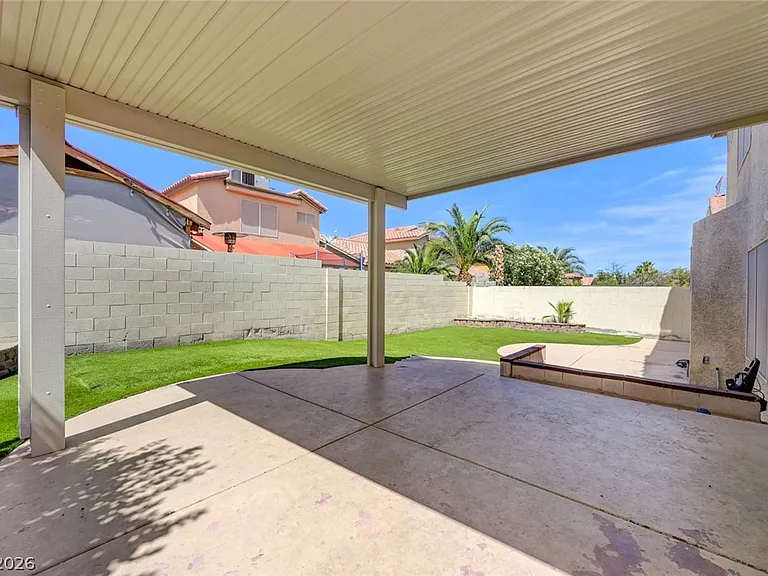 8752 Raindrop Canyon Ave — Photo 37