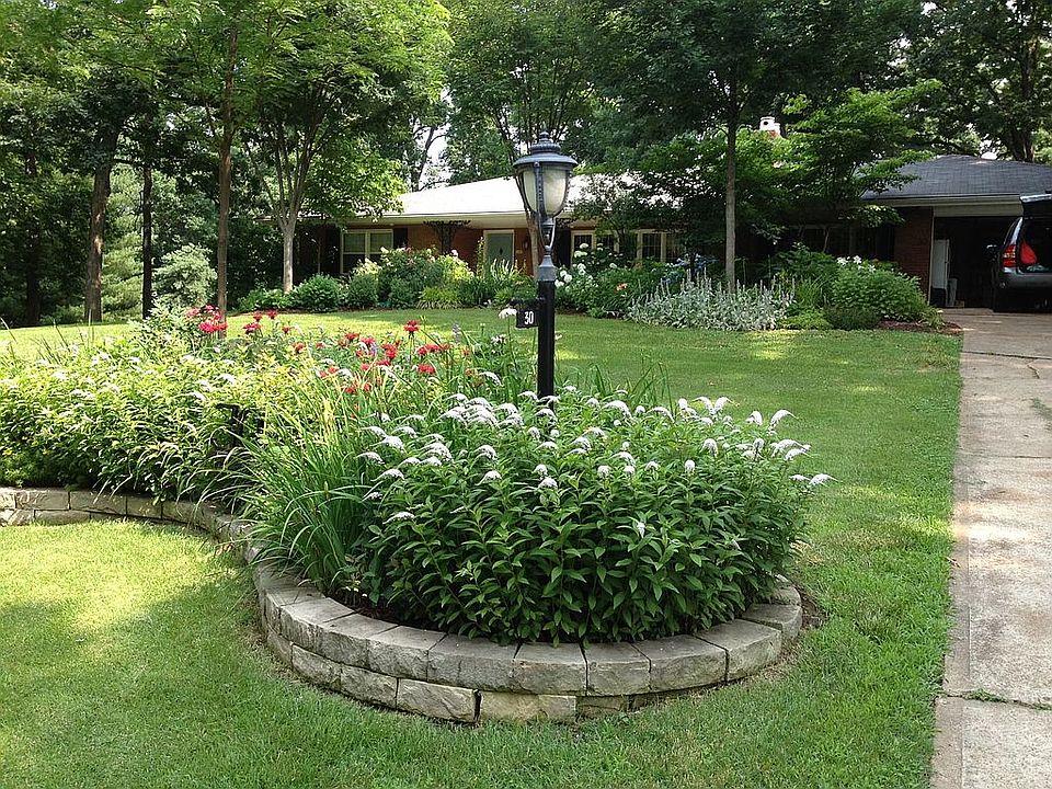 1st image of 30 Black Oak Dr
