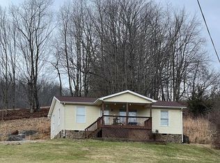 29300 Rich Valley Rd, Meadowview, VA 24361