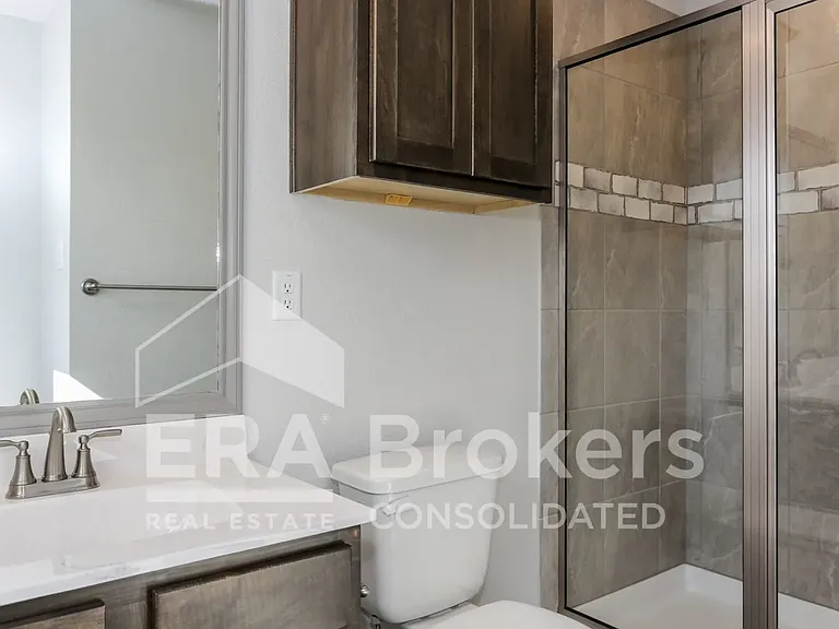 239 Green Valley Dr — Photo 17