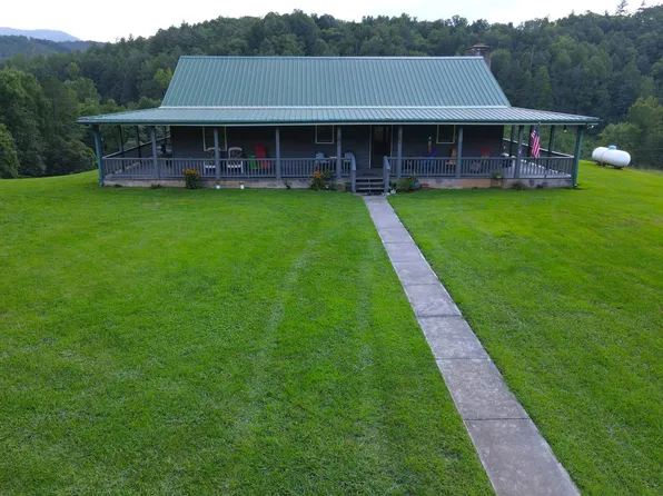 1637 Blue Mill Rd, Del Rio, TN 37727