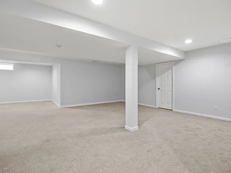 3876 Bosworth Dr — Photo 24