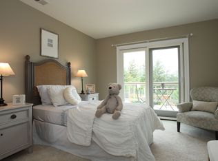 25500 Crescent Ln, Los Altos Hills, CA 94022