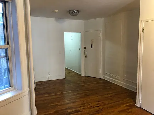 Rented by J M Weber Real Estate Inc | media 9