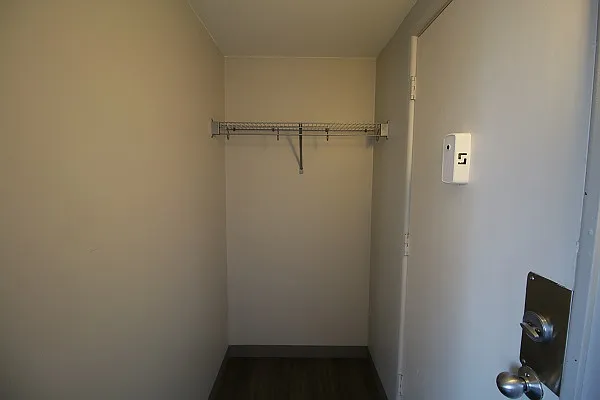 1671 N. Prospect Ave. — Photo 78