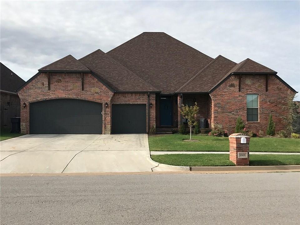 1st image of 13421 Carlisle Crossing Dr