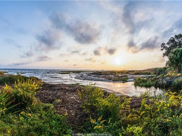 16 Oyster Shell Ln, Hilton Head Island, SC 29926