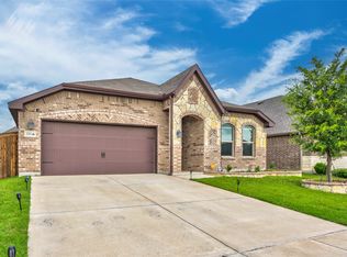 3205 Buckskin Trl, Aubrey, TX 76227