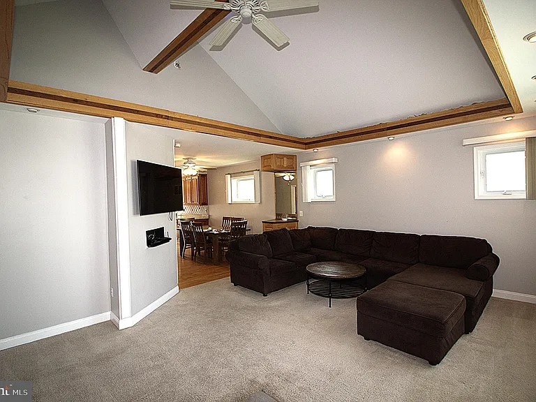 2919 Ritchie Ave — Photo 4