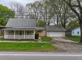 3883 N Mill Rd, Dryden, MI 48428