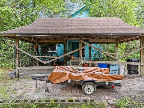 880 Settlers Loop, Geneva, FL 32732